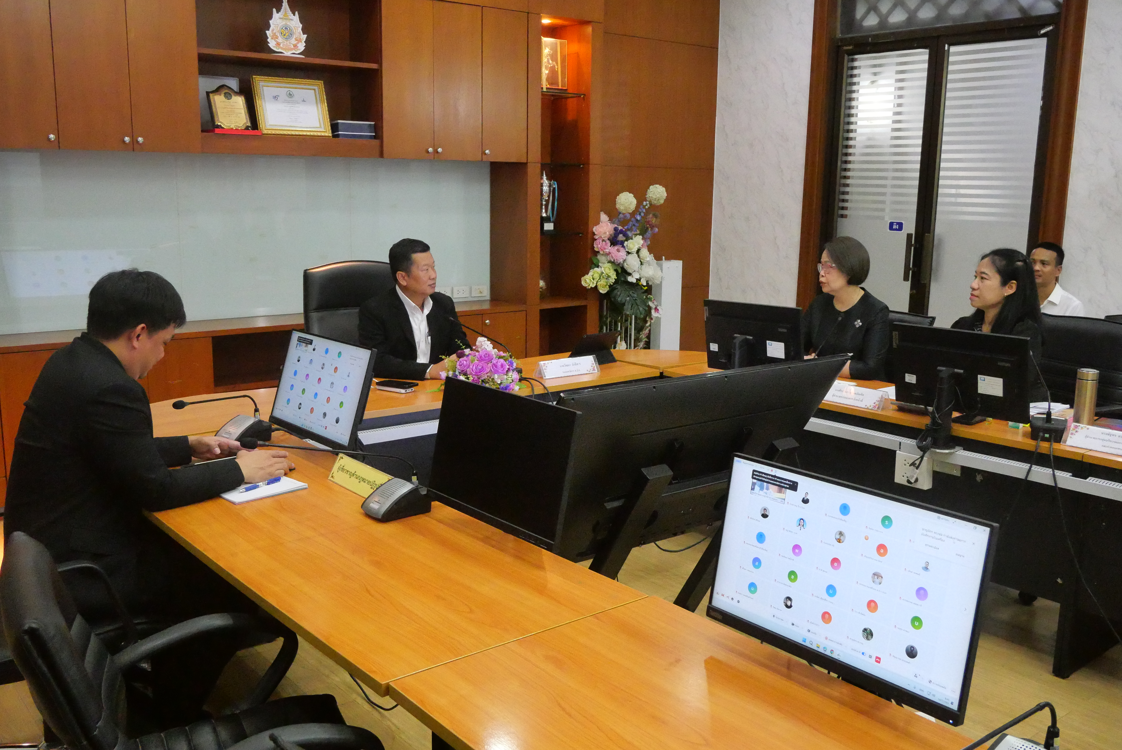 title - รองเลขาธิการ ส.ป.ก. เปิดการประชุมการสร้างความรู้ความเข้าใจ เรื่อง การคัดเลือกบุคคลให้ได้รับเงินเพิ่มสำหรับตำแหน่งที่มีเหตุพิเศษ ตำแหน่งนิติกร (พ.ต.ก.) สังกัด ส.ป.ก. ประจำปีงบประมาณ พ.ศ. 2569 
